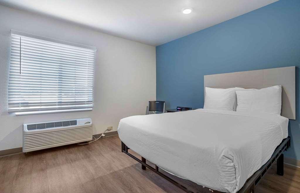 Extended Stay America Select Suites - Бомонт Номер фото