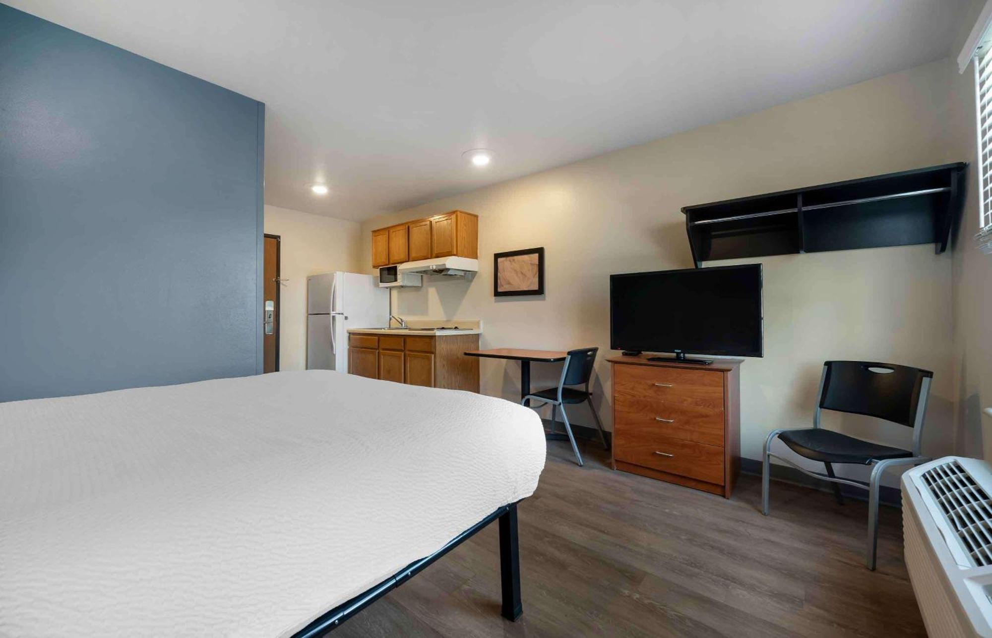 Extended Stay America Select Suites - Бомонт Экстерьер фото