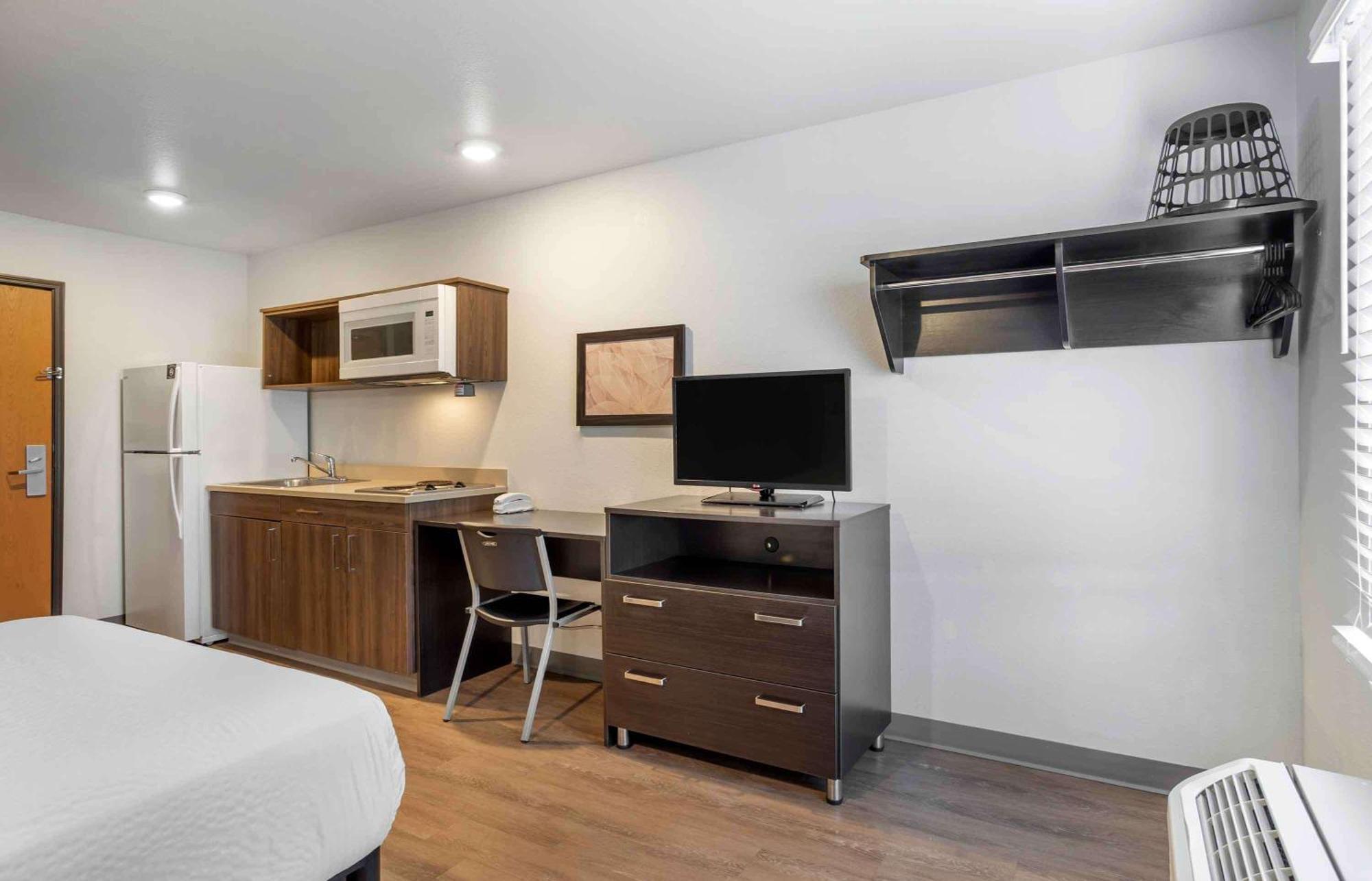 Extended Stay America Select Suites - Бомонт Экстерьер фото